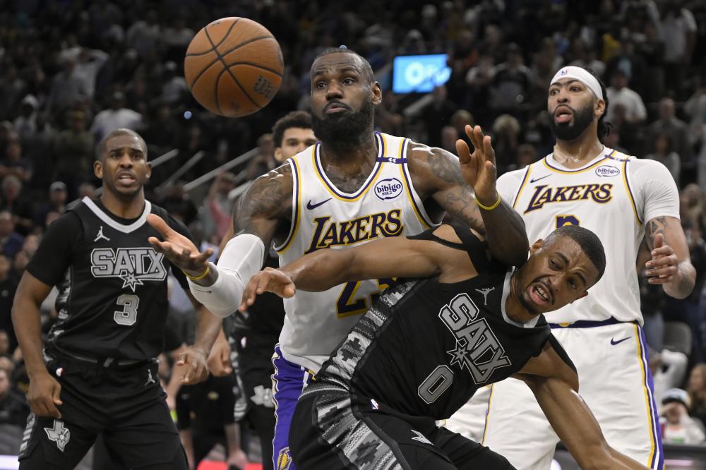 当场反击 当场反击